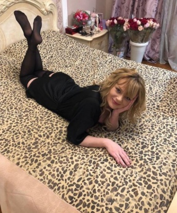 Анкета проститутки Елена - город Дно, 1995 лет, №13412